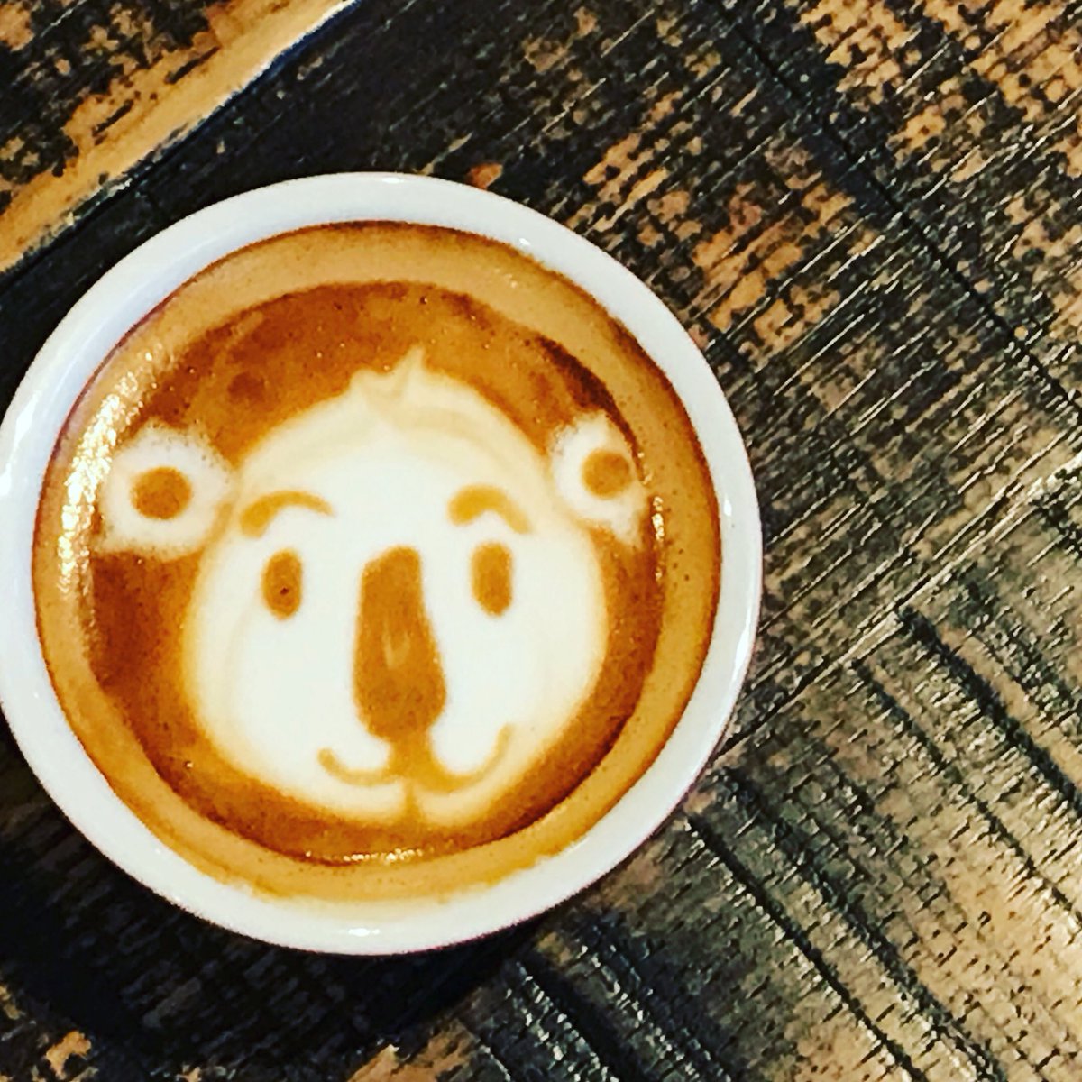 Peartree_kit's tweet photo. Starting Australia Day right 🇦🇺🐨🇦🇺🐨
.
#latteart #flatwhite #specialitycoffee #coffee #coffeshop #australiaday #london https://t.co/YkHIhw50JO