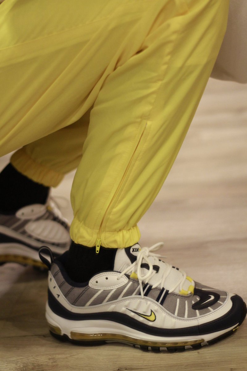 StormShop's tweet photo. Nike Air Max 98 a tope online y en tienda💛
https://t.co/GZxJ4EpBLO https://t.co/9N7FeyRQNq