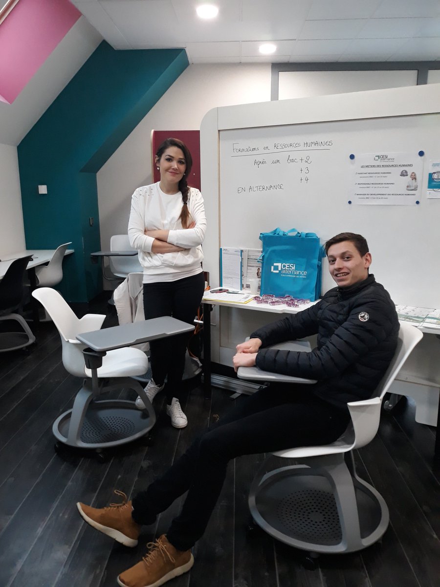 formationaftec's tweet photo. Dernier forum d’orientation et d'insertion chez @formationaftec #Tours. Conférences métiers et ateliers pour guider nos #apprentis dans leur orientation post #BTS et leur insertion professionnelle #FormationAFTEC #ApprentissageTours #Orientation #InsertionProfessionelle #PostBTS https://t.co/fS4LpldZ3T