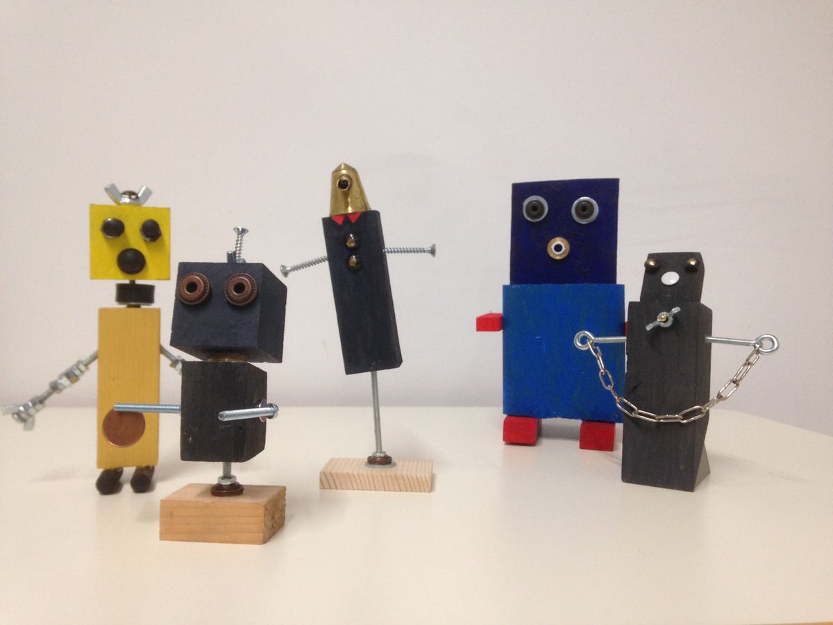 CanossaMagenta's tweet photo. Personaggi fantastici con "bricolage artistico"  #grafici #creativi https://t.co/Oha2b7V2M0
