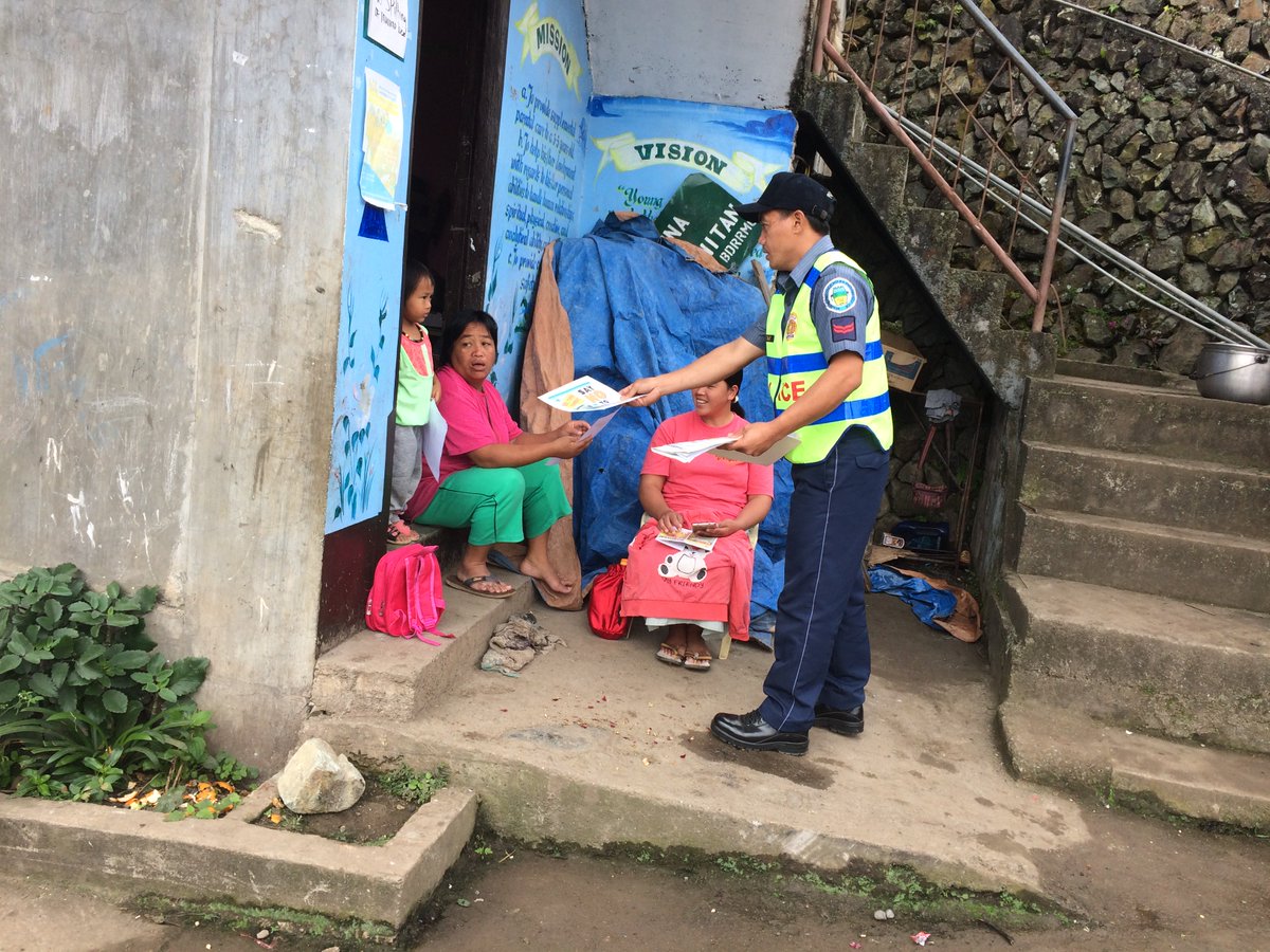 PNPSadanga1's tweet photo. IEC distribution re anti-illegal drug campaign, crime prevention and criminal liability of parents over minor who is driving without license #IntensifyCommunityAwareness #PNPPATROLPLAN2030 @rwinp88 @PNPMtProvince @ProcorRpcrd @pio_mtprovppo https://t.co/qzIOH9DxEf