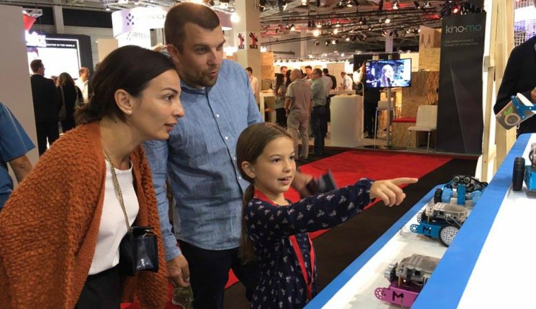 Referentes tweet media