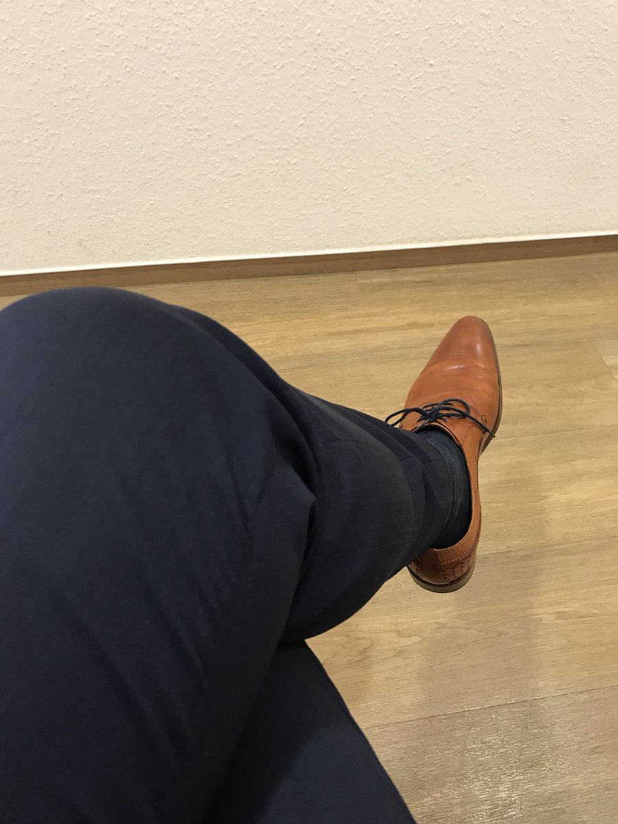 Libuda_04's tweet photo. #wartezimmertweet 
Hab es schon in den zweiten Wartebereich geschafft https://t.co/E13BqglcJi