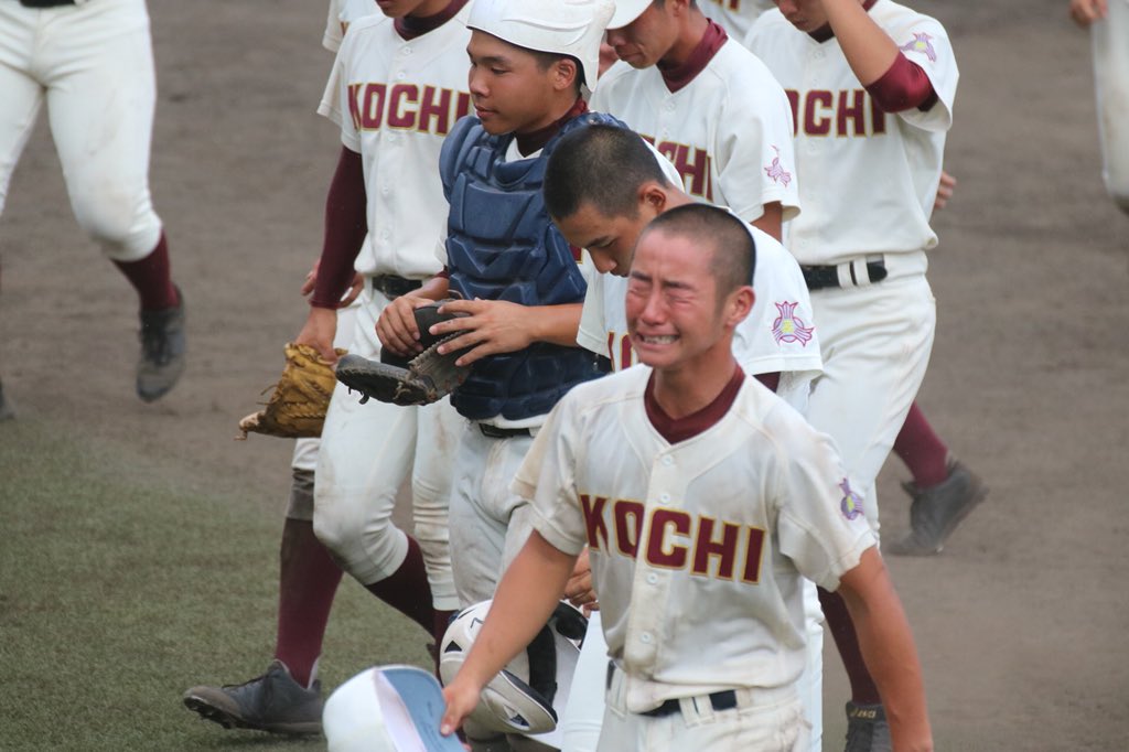 iwk2983's tweet photo. 先輩たちの分も暴れてきてください 
#学園 #高知  #選抜出場 https://t.co/tOFsKZrexR