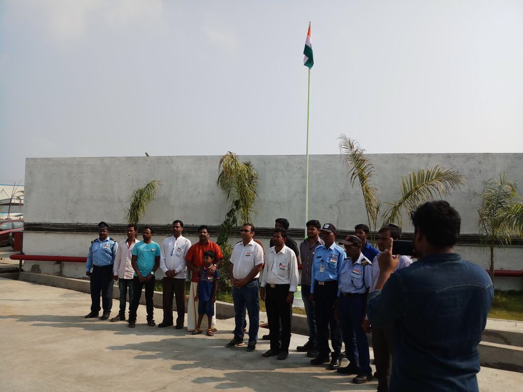 AtulShahane's tweet photo. #republic day # flag hoisting #nissanindiailn https://t.co/PsuHaUUZTt