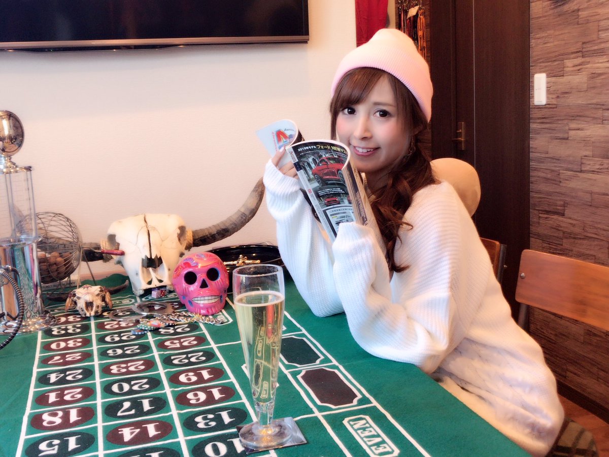 corin0205's tweet photo. わーん😖忙しいっ(´；Д；`)
まったりしたいな🎀
新しいお仕事の打ち合わせに行ってきます🙂

#dodge #ram #dodgeram #ramsrt10 #mopar #modernmopar #ramvan #dodevan #8282style #アメ車マガジン #アメ車
#目指せフォロワー5000人
#ツインテール
#彼女とデートなうに使っていいよ https://t.co/loursqMo4z