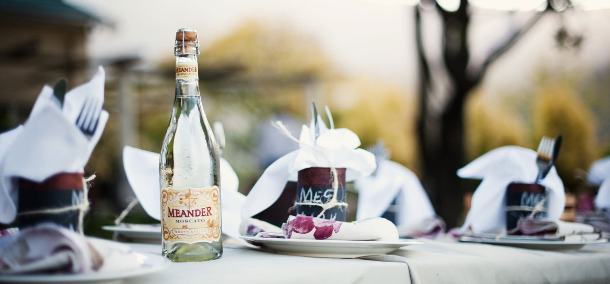 MeanderWines's tweet photo. M O S C A T O // Moscato is made with the Muscat grape, which is also eaten as a table grape, and turned into sweet, sweet raisins (nature’s candy!)
Try this sweet indulgence, order your bottle of #MeanderWines Moscato online https://t.co/Eei2YAXQ8T https://t.co/Tzf8fDMTy0