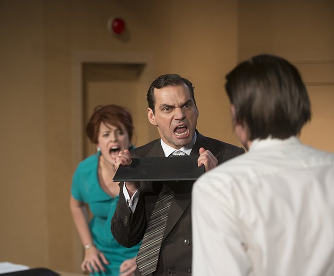 Heute startet nicht nur der Vorverkauf für den März-Spielplan, sondern auch für die drei Zusatztermine von BANDSCHEIBENVORFALL im Theater am Domhof im Mai und Juni! Karten unter: bit.ly/2rA7mBk 
#Friyay #Kartenfüralle #BandscheibenXXL