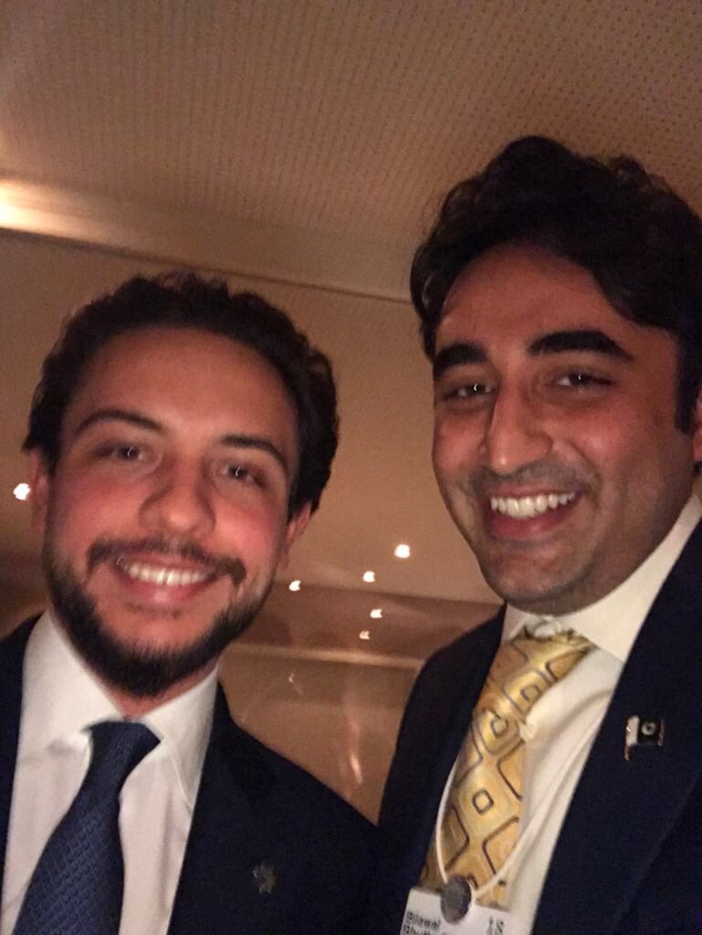 BBhuttoZardari's tweet photo. Thankyou @borgebrende &amp; @JaredCohen for hosting dinner for young leaders.Such an informative discussion &amp; lively debate.Pleasure meeting @jaredkushner HRH @kronprinsparet HRH Al Hussein bin Abdullah &amp;everyone in attendance.Only regret; not suggesting a group selfie. #wef18 @Davos https://t.co/5PwA8lldge