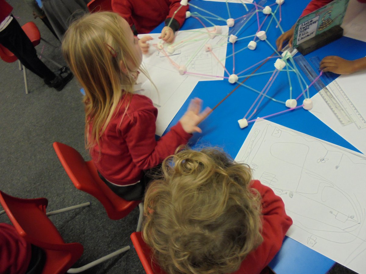 SouthvillePri's tweet photo. We had great fun this afternoon (Tuesday) in Butterfly class, Daniel's Dad came in to to talk about his job as an architect. We designed our ideal classrooms with swimming pools, jelly baby doors and gold mines. We then created our own structures from marshmallows and straws! https://t.co/ugLXOPdj2N