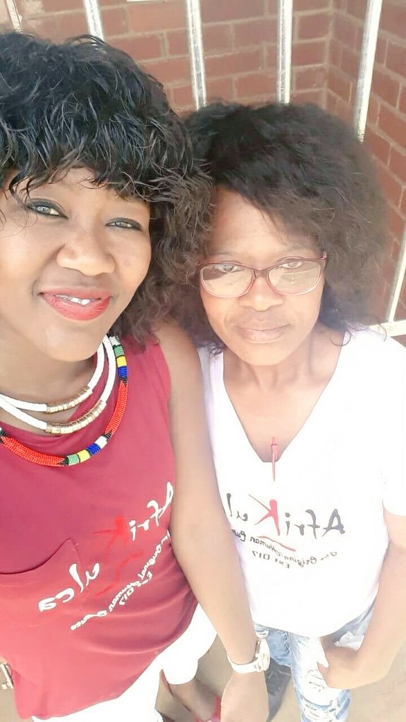 MaqhafaneZuma's tweet photo. AfriKulca The Original Human Culture
😎😎😎
Going places, steadily with God's Grace. ☺️
#AfriFriday #AfriPride
@smazudwala @Phewa1 @MapetlaJava @Prince_Qhawe @emazwenilwandle @PureJoyEdition https://t.co/7epEpoJozj