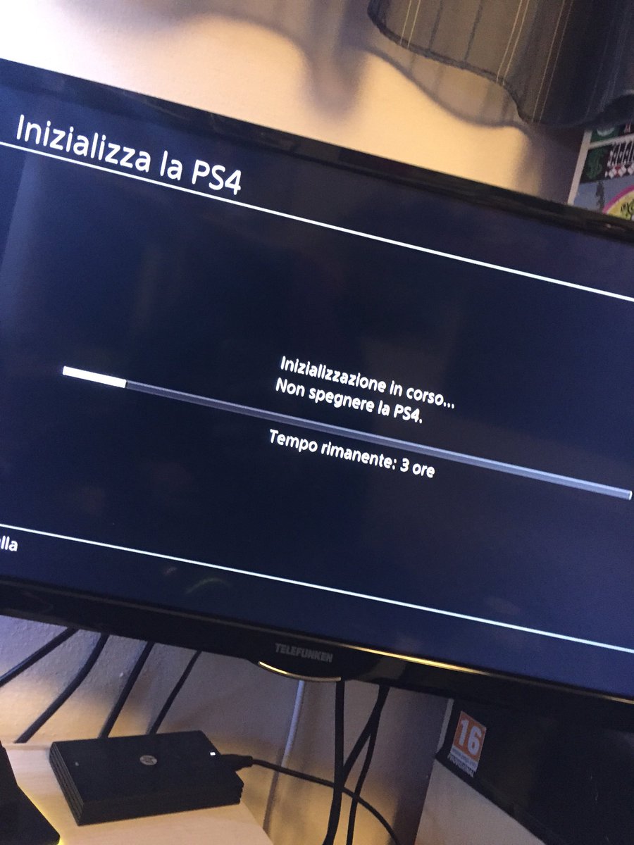 PnaPinna's tweet photo. I still have this problem for two days, I came out and returned from my profile, deleted users, initialized the ps4 and the database but I still have the problem .... what can I do? @UbisoftSupport @AskPlayStation @Rainbow6Game @PlayStationIT https://t.co/tnwFnkqMtc