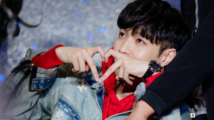 艺兴 Cl2x2 Twitter