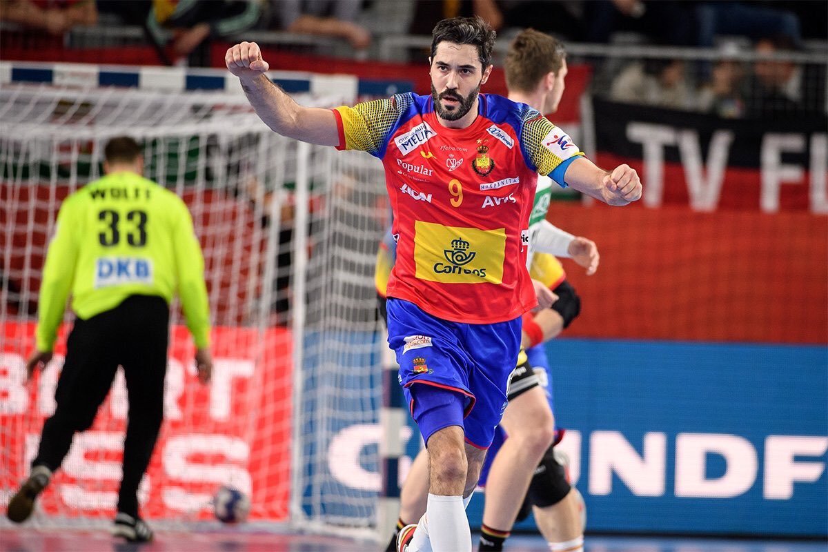 ¡Sigamos luchando! #semifinal
 🇪🇸-🇫🇷 #hispanos #ehfeurocroatia2018