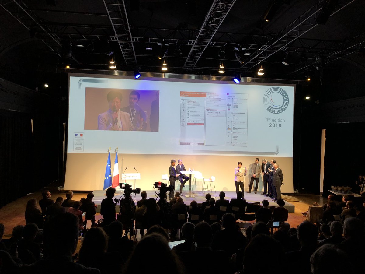 Elisabeth_Borne's tweet photo. Très heureuse d’organiser ce matin la 1ère édition des prix #FrenchMobility, pour soutenir les solutions innovantes de #mobilité qui émergent partout dans les territoires. #innovation https://t.co/Or5PIqkr4F