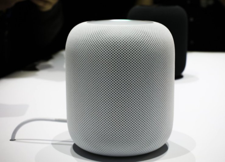 maxwebsolutions's tweet photo. The Apple HomePod is available for pre-order today! Will it be superior to Amazon's Echo? At roughly £180 more expensive we would hope so! https://t.co/CJ9ecTlcA3