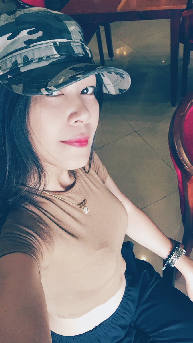 DinhYNhung's tweet photo. Đalat #dinhynhung #dienvien #actress #vietnam https://t.co/XToRIlnjcn