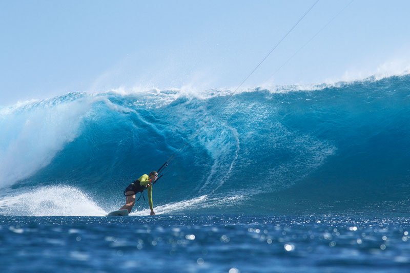 planet_kitesurf's tweet photo. Wave riding in Le Morne Mauritius is the stuff dreams are made of!

#kitesurf #mauritius #kitesurftheworld #travel https://t.co/bSsvunVbX0