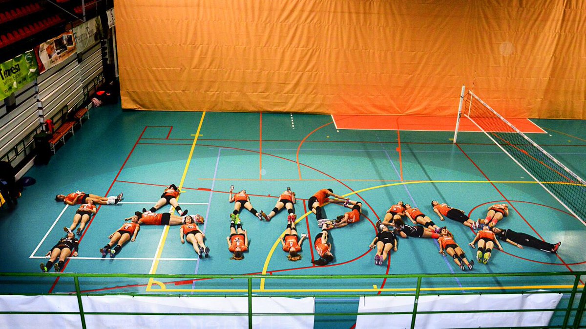 CVTeruel's tweet photo. Nuestras chicas han tenido la oportunidad de participar en la liga #Tampax,para que su foto sea la ganadora,hay que votar desde el siguiente enlace: 

➡️ https://t.co/7mYgZQxTbQ

Solo hay que registrarse y votar al @CVTeruel

Muchas gracias de parte de las chicas💁🏼‍♀️🏐🤙🏻 https://t.co/Q5t7zgNoOx