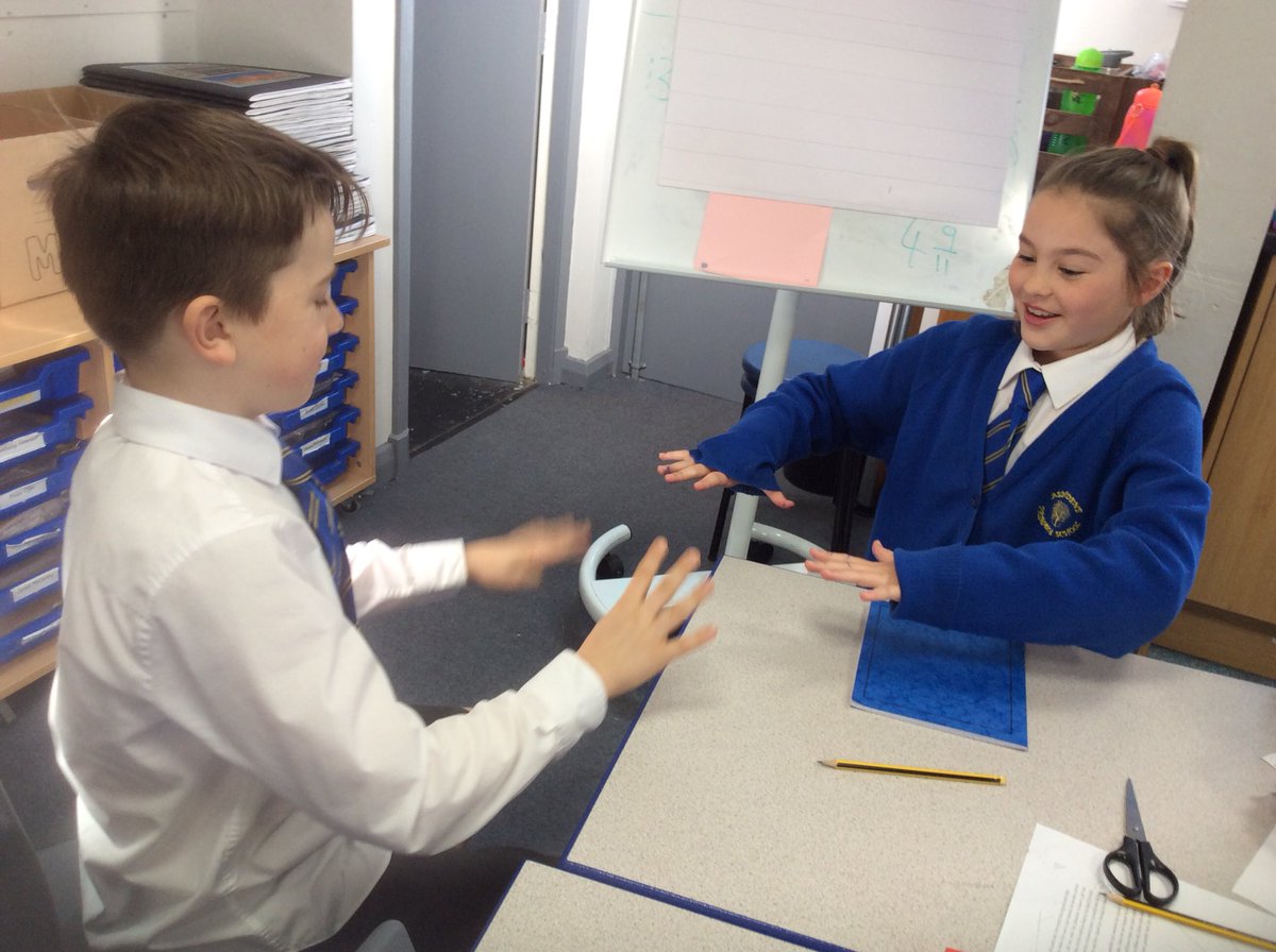 AshdenePrimary's tweet photo. Number bond blast - who can add the numbers fastest? #rapidrecall #mathsfacts #numberbonds #additions #mentalmaths #numberknowledge https://t.co/xnPYwU6smq