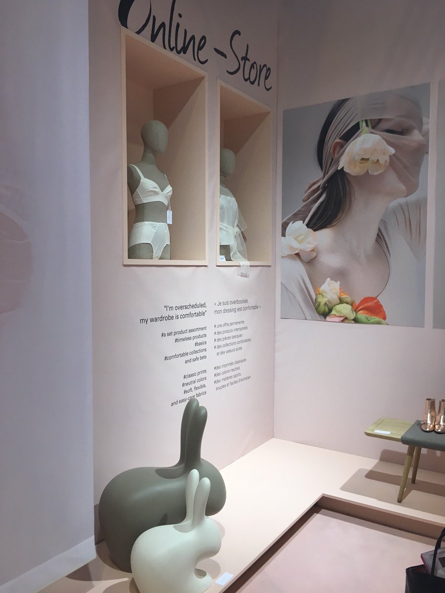 simplex_knit's tweet image. Just a few snaps for a Friday from last weekend's visit to @INTERFILIERE in Paris! #fabrics #lingerie #travel #FridayFeeling