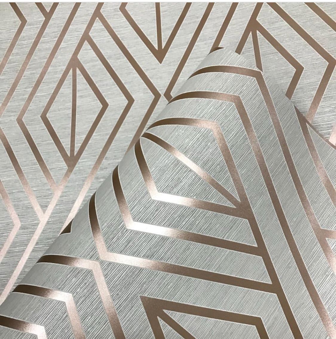Rose Gold Everything! We love our Aztec Geometric 🎉 buff.ly/2DQoFQ4