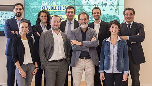 EticaSgr's tweet photo. Oggi su @FundsPeople_it un articolo che parla di noi📝> Etica Sgr: "L’investimento etico non comporta rinunce in termini di rendimento". Leggi > https://t.co/VPbrBDu8AU  #ESG #SRI #finanzaetica #investimentiresponsabili https://t.co/BLLXgdNfys