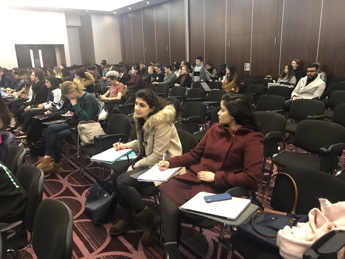 chris_evans's tweet photo. @AnaJavornik guest lecture on Augmented Retail #comp3012 #InteractionDesign https://t.co/ydKwsk4nIv