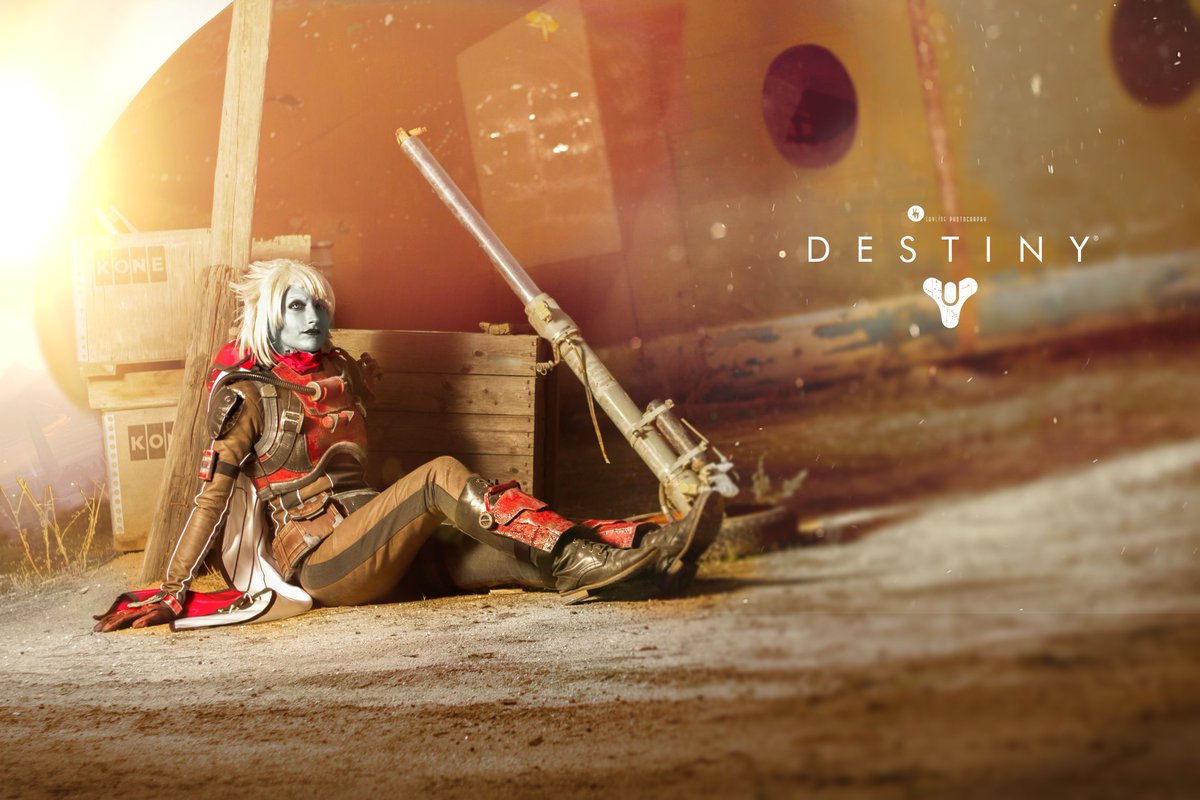 @Nebulaluben as Hunter from Destiny #cosplay #cosplaygame #destiny.