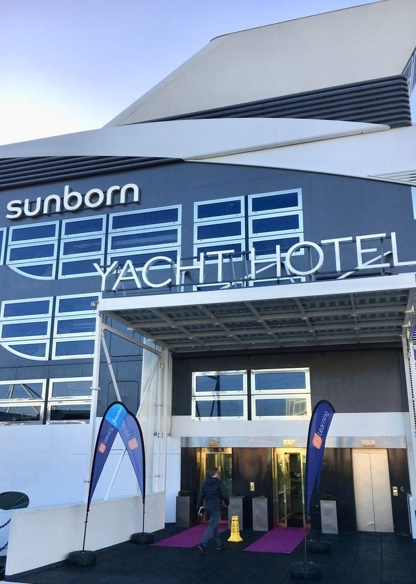 skoleintra's tweet photo. Sidste dag med #itSummit18! Vi håber du har lært, hørt og oplevet noget godt i denne uge og nåede at høre blandt andre førende ekspert #AlanNovember. Kom ombord på Sunborn Yacht i dag til en snak og en kop kaffe! #læring #uddannelse #undervisning #skole https://t.co/XLqbz4tuyX