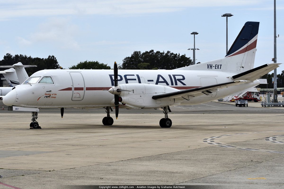 16right_media's tweet photo. Please be very quiet, this nocturnal creature is sleeping off the daylight hours, preparing for another night carrying freight 📦all over the countryside. Even her eyelids are closed and shut tight - PEL-AIR Saab #340A @SydneyAirport #RareSighting ✈️💙📷 https://t.co/QUC1KbrbRa