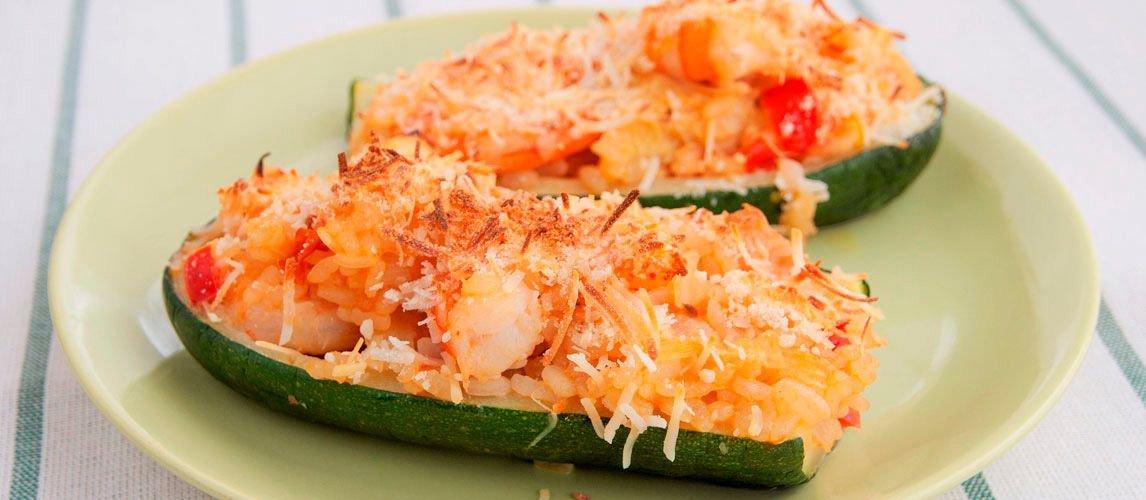 Calabacines rellenos, ideales para una comida de fin de semana como plato principal. #Receta de <a href="/derechupete/">Recetas de rechupete</a> buff.ly/2mYbh5u