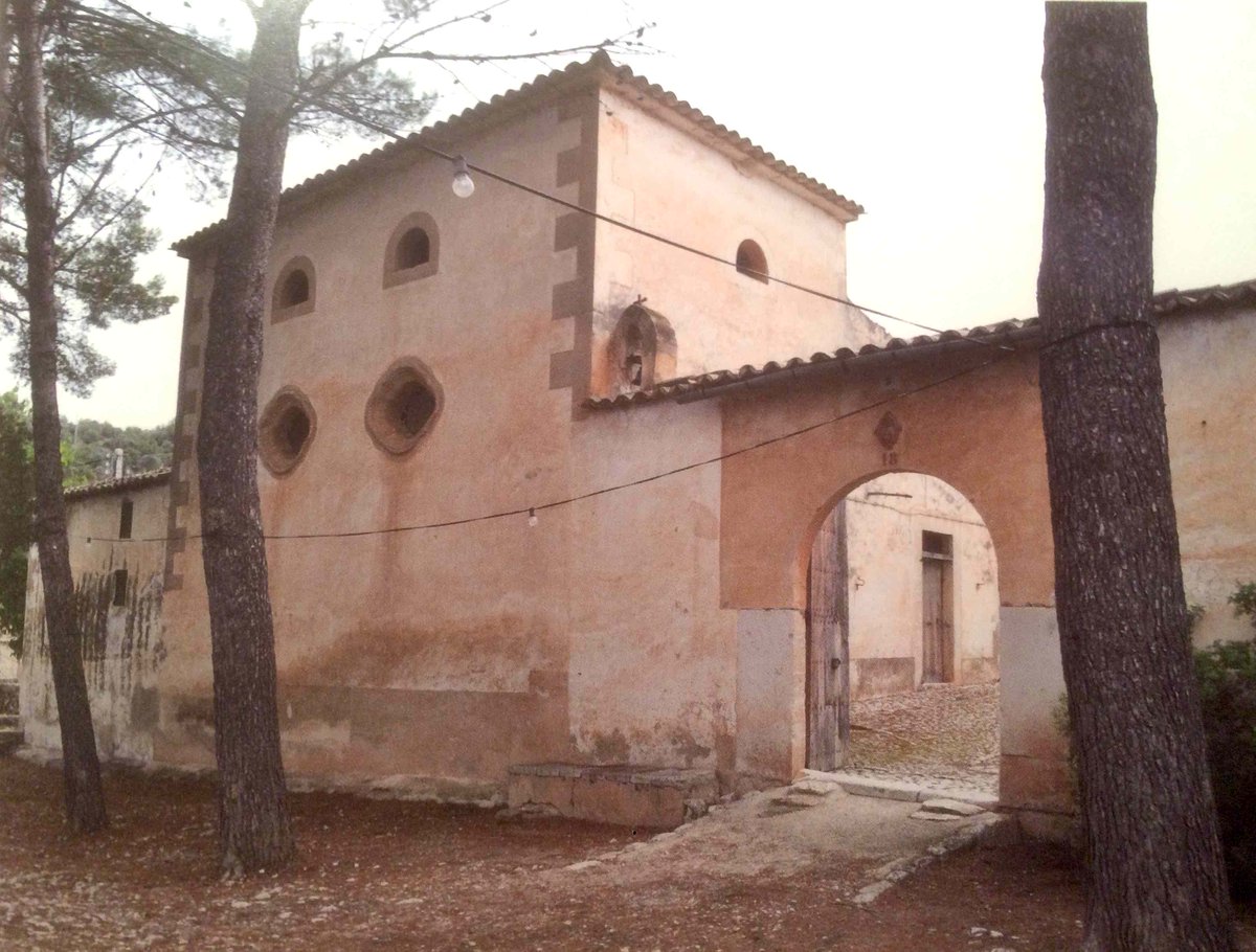 [AGENDA] La festa del Quarteró #Bunyola torna diumenge a l'Estremera Nova  escastellet.cat/2018/01/26/la-…