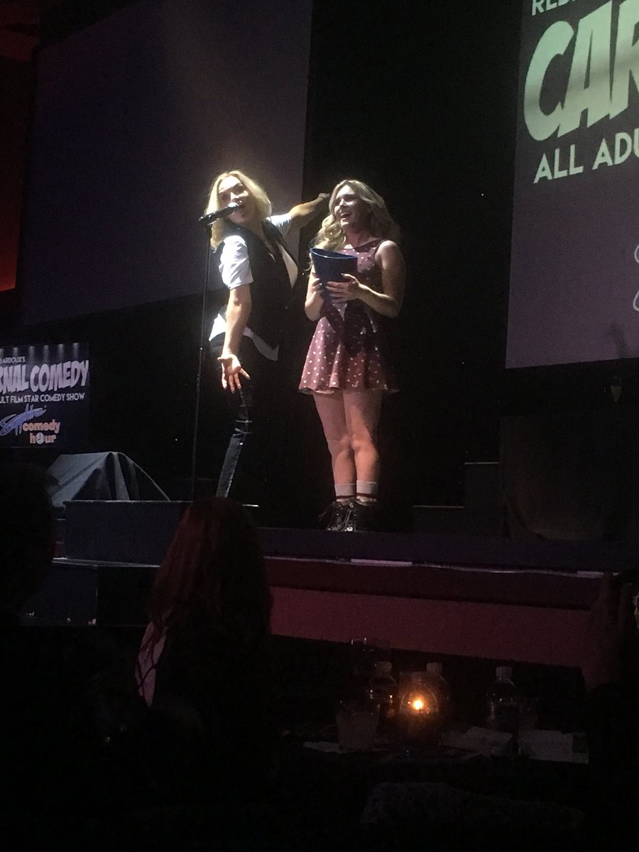 CoffeeMemCoins's tweet photo. Great Night #carnalcomedy @TheSapphireLV @RealRonJeremy  @SashaHeart @rebeccabardoux @philperedo https://t.co/eEmyYYIVMp