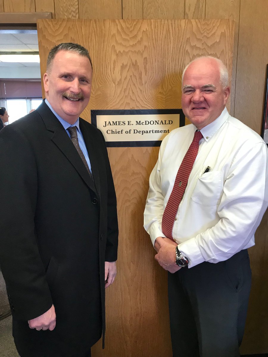ChiefJoeFinn's tweet photo. Congratulations to my dear friend, Lynn Fire Chief Jim McDonald @lynnfireC1 on his last tour after over 40 years of service. One of the best Fire Chiefs I have ever worked with. What every department wants in a leader. Enjoy yourself my friend https://t.co/nj3Qf8Xn7j