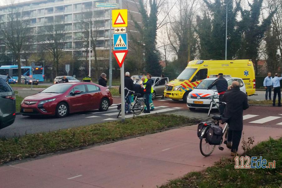 🚨 Fietsster gewond bij aanrijding op beruchte rotonde in Ede 112.press/QCtYmj #Ede #112Nieuws https://t.co/WGIG9p2NkU