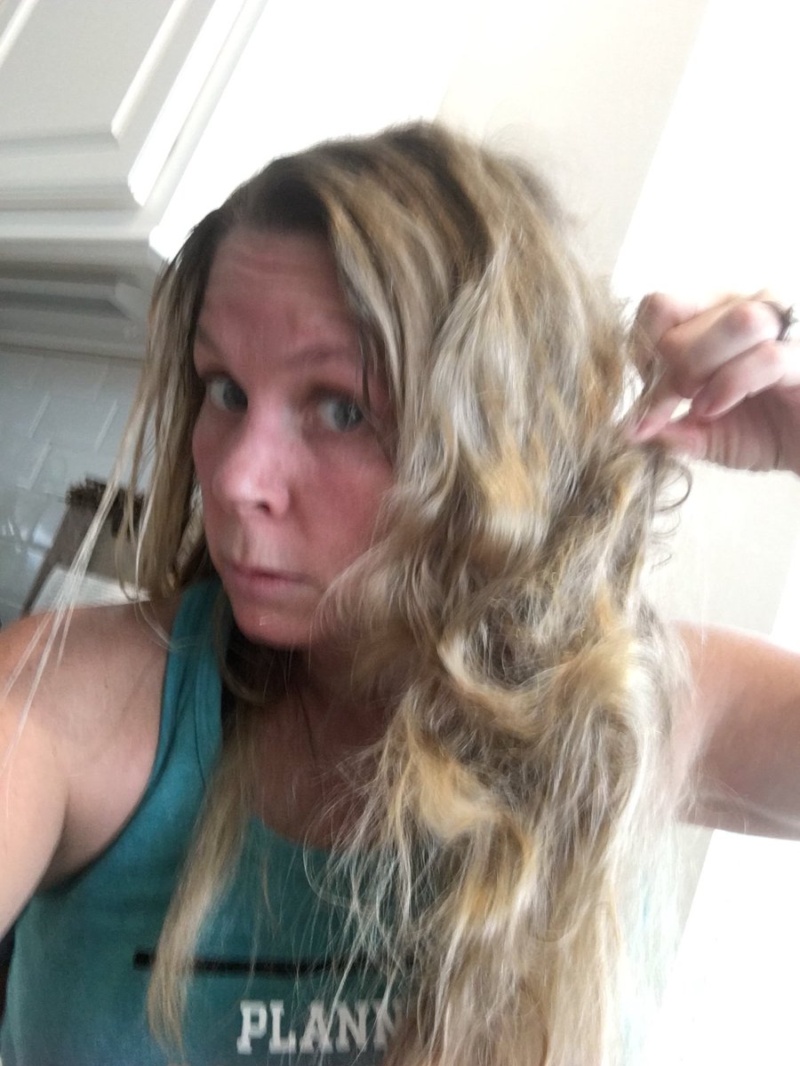 trigirltri's tweet photo. 8 mile run done!!!  About 80% humidity out today so now I’m gonna do my arm workout and work on getting my mess of hair brushed out.  I get the crazy hair when I run 😝🤷🏼‍♀️😬🏃🏼‍♀️🏃🏼‍♀️🏃🏼‍♀️🏃🏼‍♀️ #running #galveston70.3 #ironman70.3 #lovetorun #mapmyrun https://t.co/MXk0QxLVjT