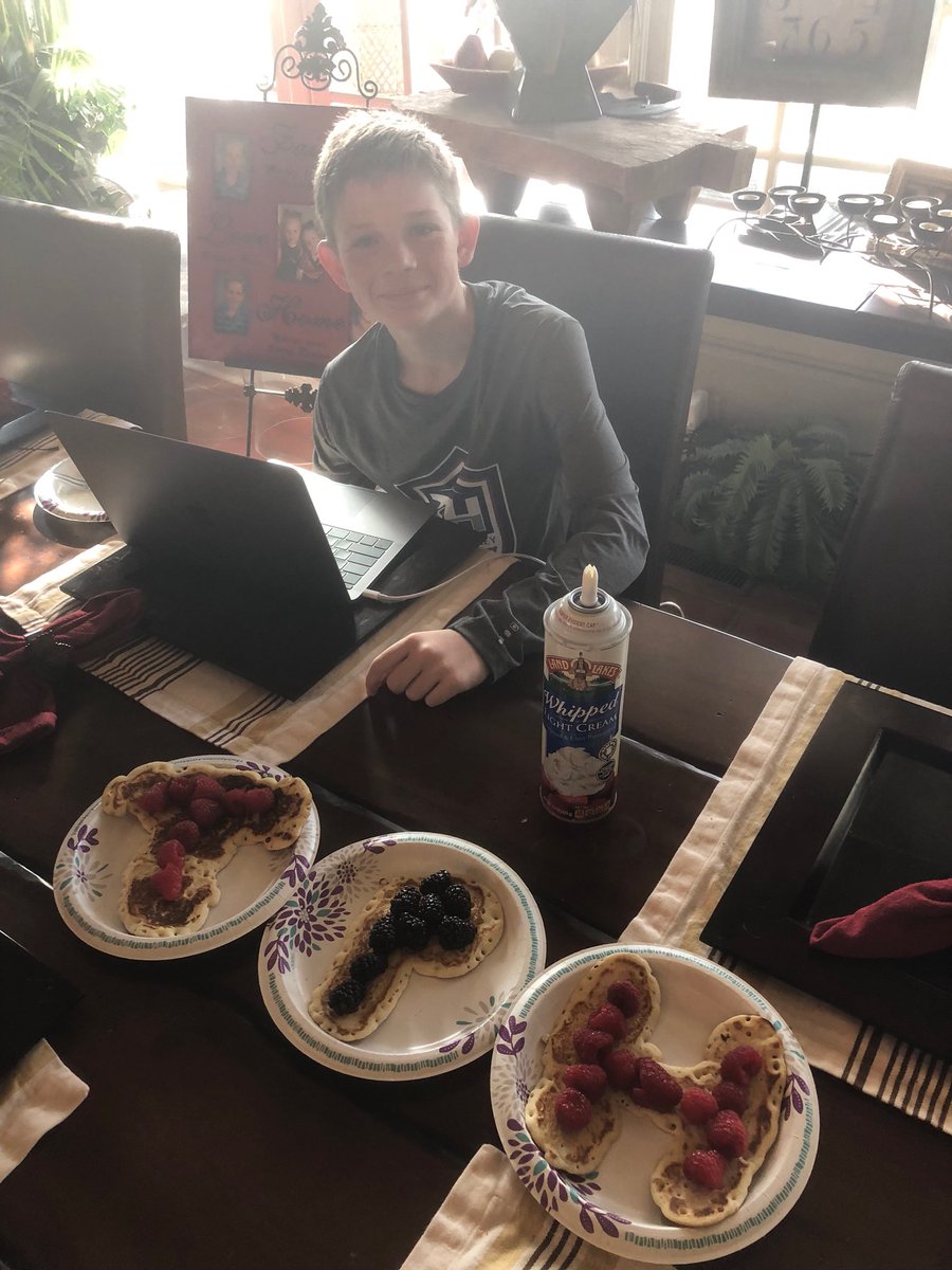 CoeTph's tweet photo. “Breakfast of Champions” TPH style!!! Ty Walker ATL COE student from South Carolina! Way to protein up Ty! 🏒💪🏻 https://t.co/mGevi8mdo3