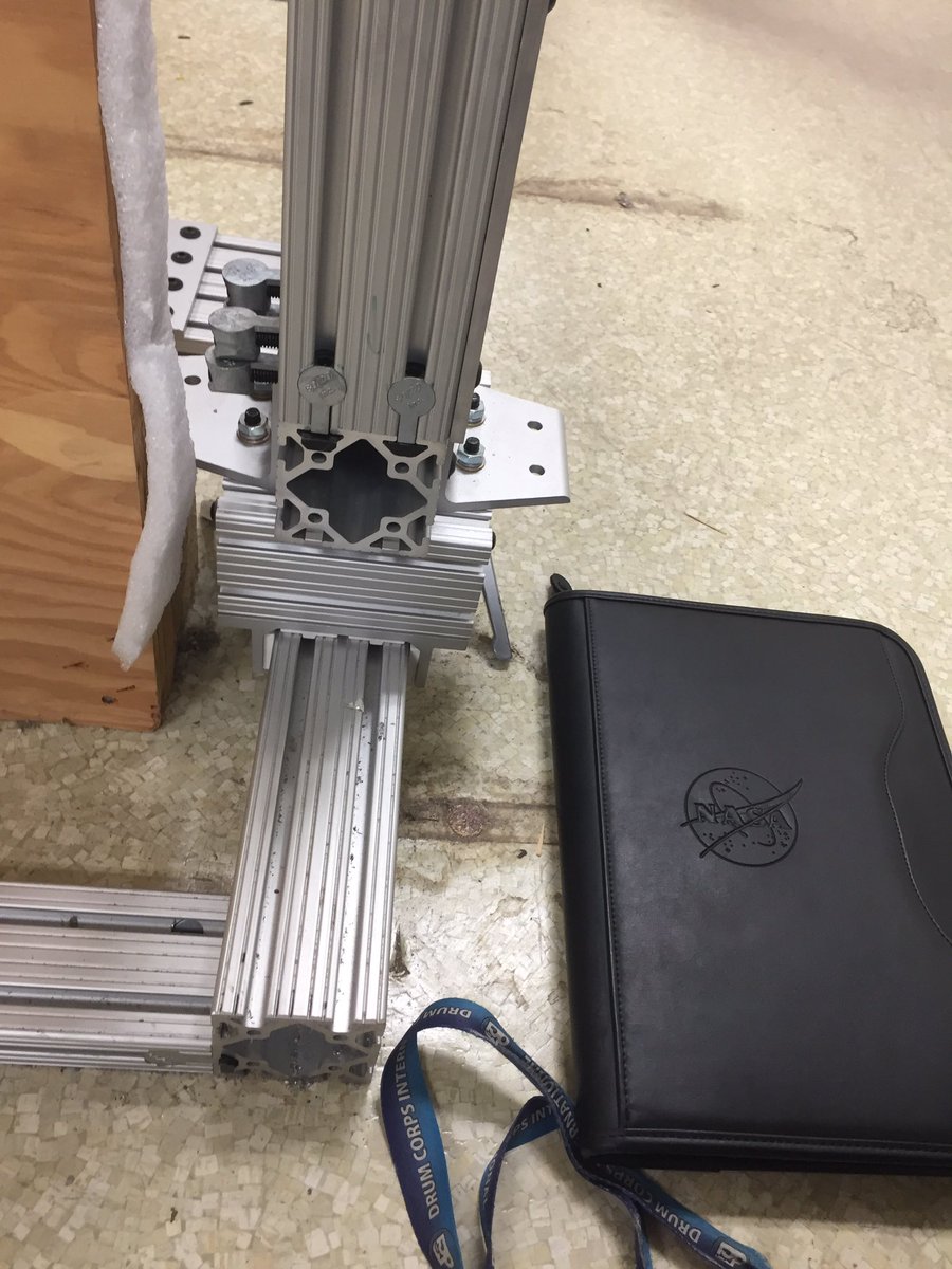 That's some big extruded aluminum