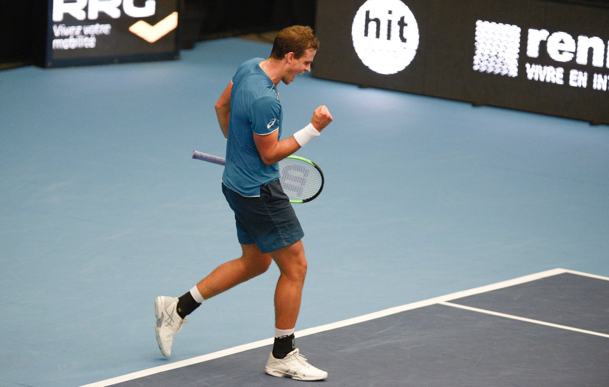 OpenBlotRennes's tweet photo. Bon match du canadien @VasekPospisil tête de série 2 qui s'impose en deux sets, 6-1 6-4, en seulement 1h04 face à @QuentinHalys ! Le canadien est en demi-finale. #ODR18 https://t.co/roKHx9d8C7