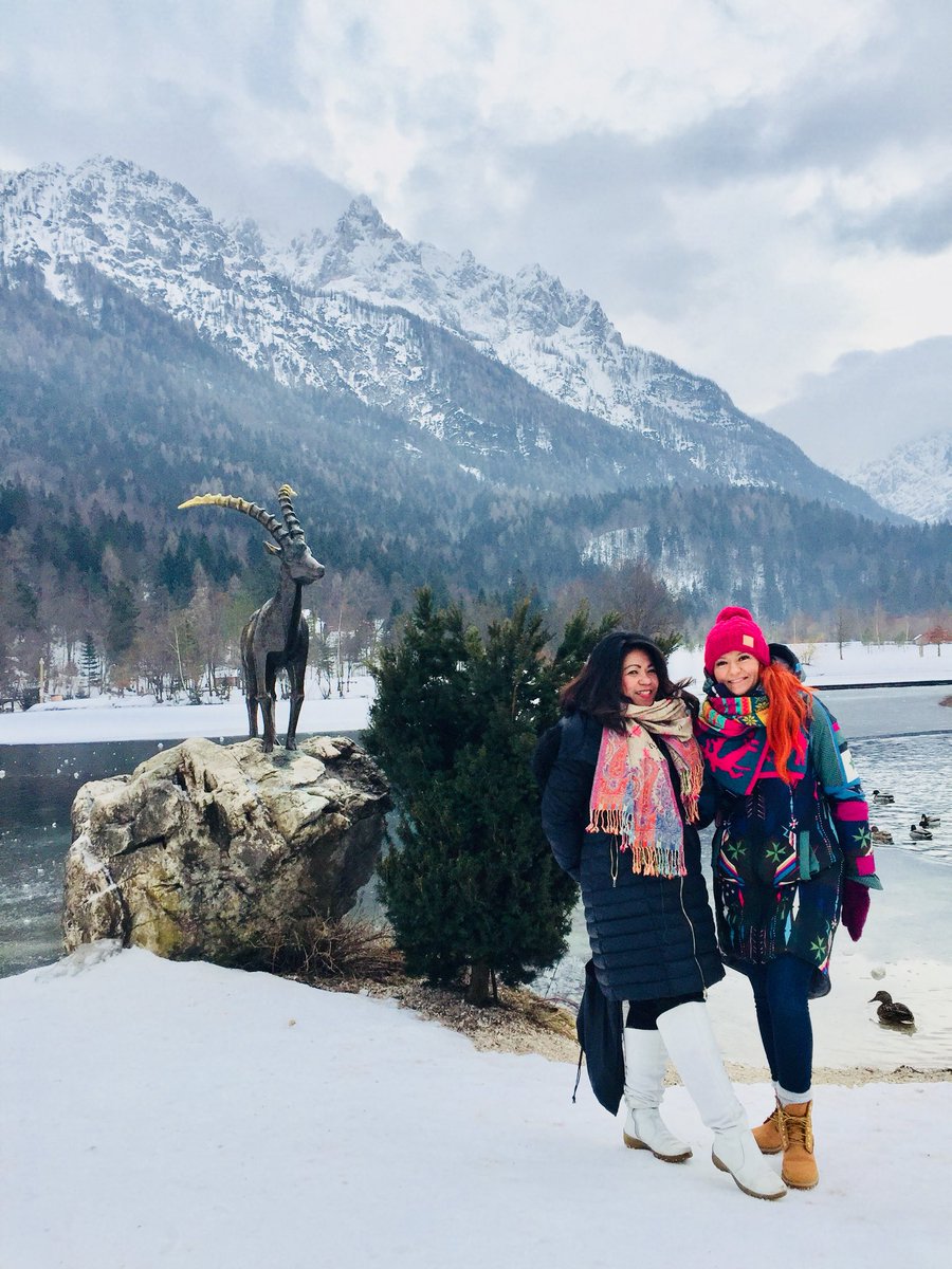 mshelsinki's tweet photo. A breathtaking magical moment with the beautiful mountains of Slovenia ⛰⛰⛰#hitalpinea #kranjskagora #Conventa2018 #conventaexperience #Balkans #SunbeeTours https://t.co/38sME0QJoa