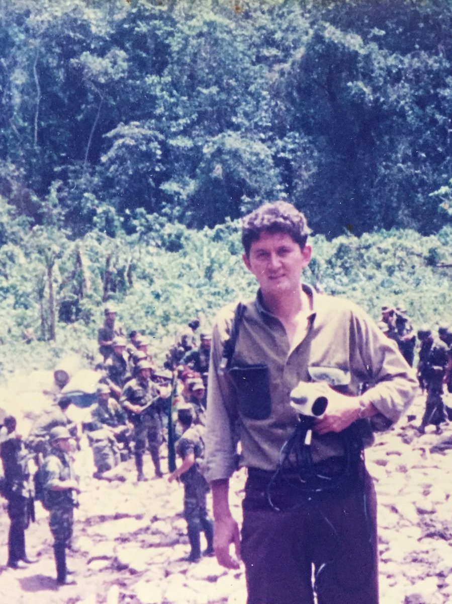 Con el entonces Crnel.Grijalva el Gral <a href="/PacoMoncayo/">Paco Moncayo G.</a> y colegas periodistas <a href="/MariaMbloor/">María Belén Loor</a> <a href="/thaliafloresf/">Thalía Flores</a> en el simbólico destacamento #Twintza Agrupamiento GRAD Miguel ITURRALDE  
#CenepaOrgulloNacional <a href="/EjercitoECU/">Ejército Ecuatoriano</a> <a href="/DefensaEc/">Ministerio de Defensa Nacional del Ecuador</a>