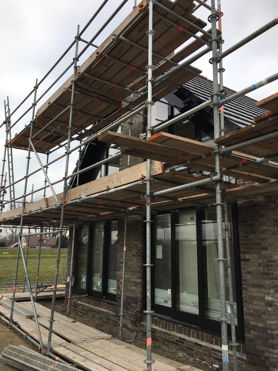 In opdracht van <a href="/Tizobouw/">BouwmaatschappijTizo</a> mooi project gestart te Noordwijkerhout...