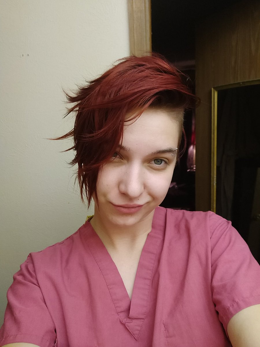TenaciousBrii's tweet photo. When your #BedHead is better than any style you could possibly do 🌟 #WokeUpLikeThis #AccidentalGlam https://t.co/tr6KYDXwl3