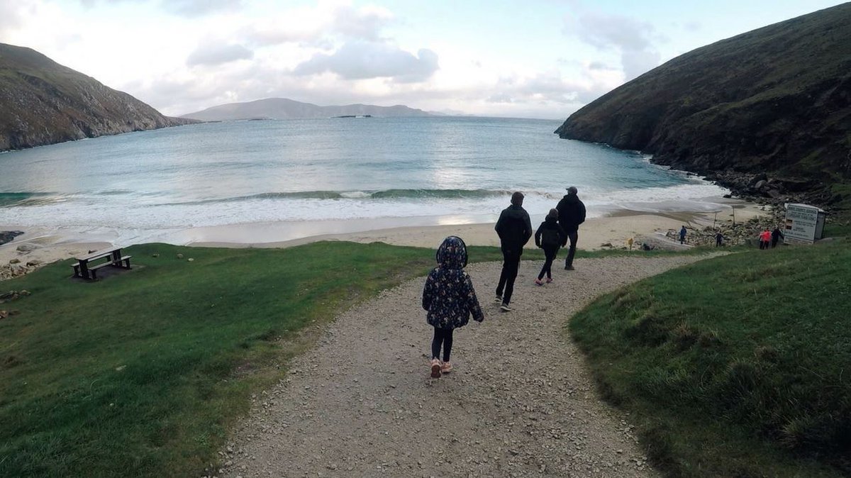 Mayo.ie (@mayodotie) on Twitter photo Keem Bay on #Achill really is the perfect place for a family walk on the beach. Super photo by Cuddle Fairy mayo.ie…/fi…/Mayo-ACHILL-004-TopTen-Mar16-v1.pdf <a href="/achilltourism/">Achill Tourism, Mayo, Ireland</a> <a href="/DiscoverAchill/">Discover Achill</a> <a href="/WAWMayo/">WildAtlanticWayMayo</a> Keem Bay on #Achill really is the perfect place for a family walk on the beach. Super photo by Cuddle Fairy mayo.ie…/fi…/Mayo-ACHILL-004-TopTen-Mar16-v1.pdf <a href="/achilltourism/">Achill Tourism, Mayo, Ireland</a> <a href="/DiscoverAchill/">Discover Achill</a> <a href="/WAWMayo/">WildAtlanticWayMayo</a>