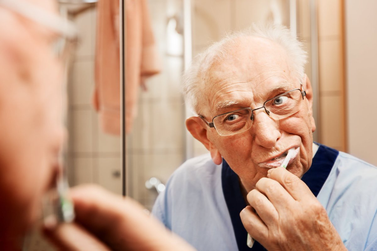 AdamsHouseDent's tweet photo. Some people with Parkinson's Disease may have issues with their oral health. Here's what you need to know: https://t.co/7DzwoSOkrR https://t.co/QWyWhiBFpo