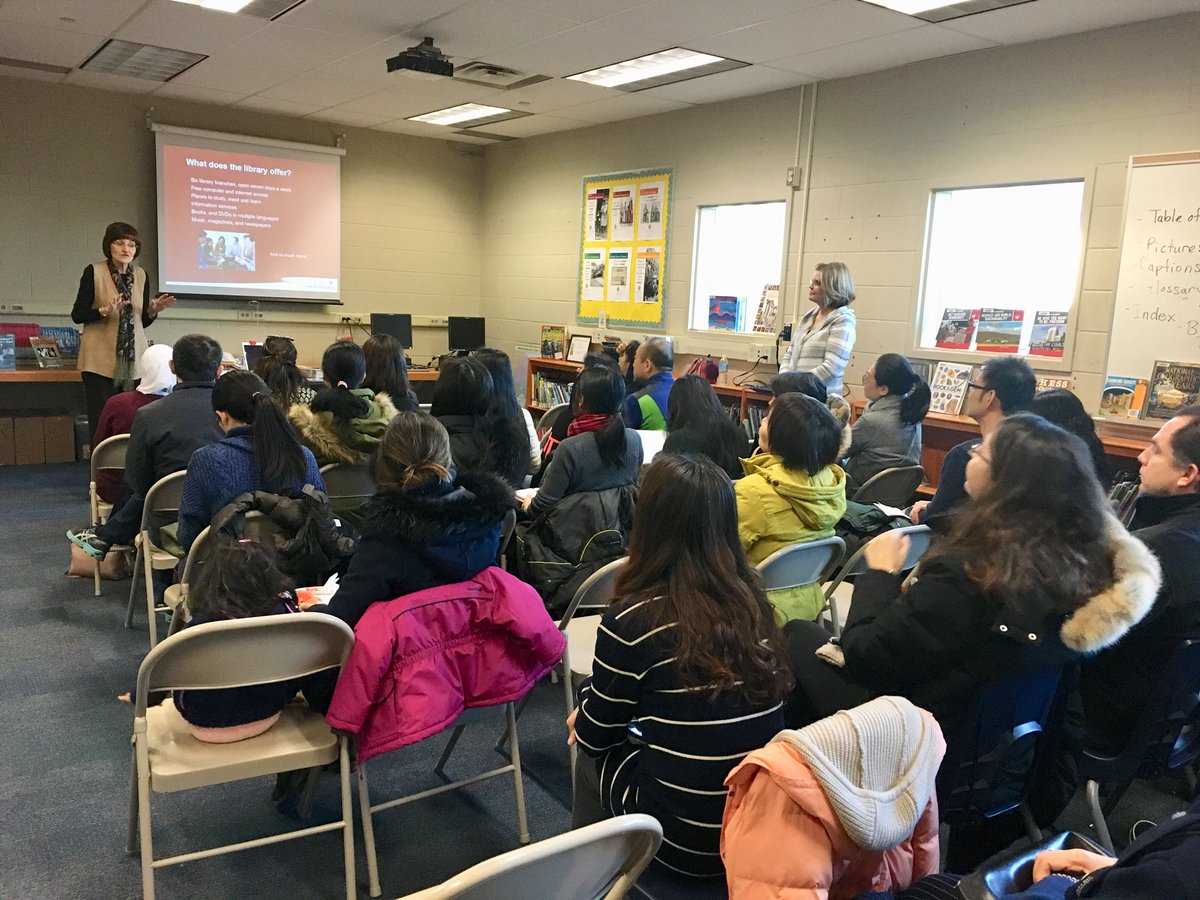 jialang1978's tweet photo. @HMCConnections @jcpshdsb @HDSBWelcome @OakvilleLibrary A successful newcomer parents information session organized by Youth Settlement Team of HMC at Joshua Creek P.S.. Parents learned a lot about the public library services. They even got their library cards on the spot! https://t.co/2k3qp7lX8O