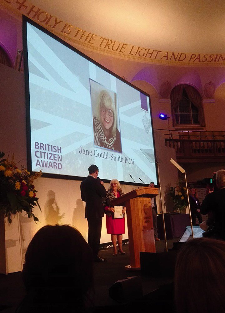 hariert's tweet photo. My Mum got presented with a British Citizen Award yesterday as recognition for founding her charity, CLEAN SHEET
https://t.co/8jYgtJQqvC
@CleanSheetUK_JG #prisiontoemployment #charity #inspiration https://t.co/lkmdPczmDX