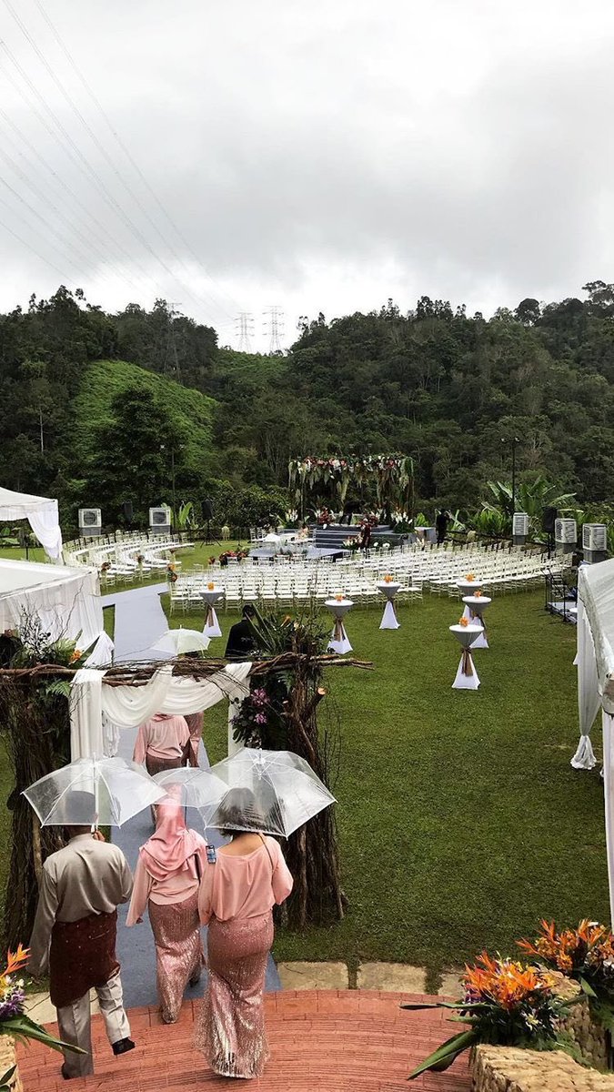ayshardzn's tweet photo. Yuna’s wedding. Absolutely beautiful set up. ❤️ https://t.co/qbx3SoB2JW