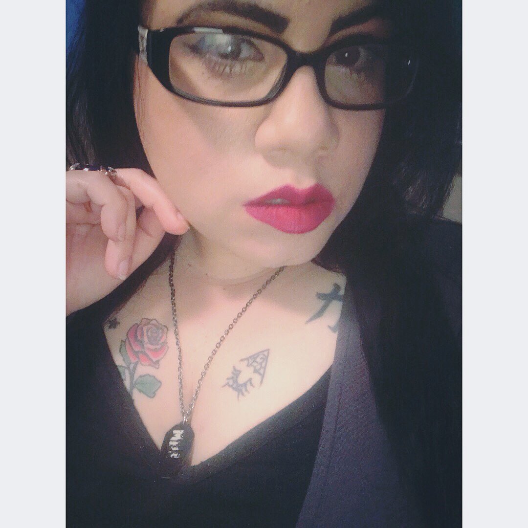 misssnowwhitexx's tweet photo. Makeup shenanigans ❤️💄💋 #makeup #aspiringmua #makeupfortoday https://t.co/gx3h3OAfzh